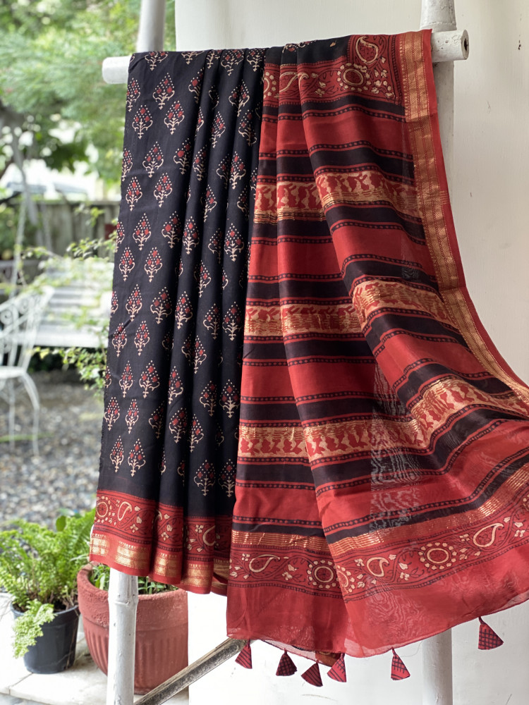 Image of BLACK-MAROON HAND BLOCK PRINT CHANDERI SILK COTTON SARI