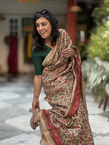 BEIGE-RED PRINTED TUSSAR SILK SARI