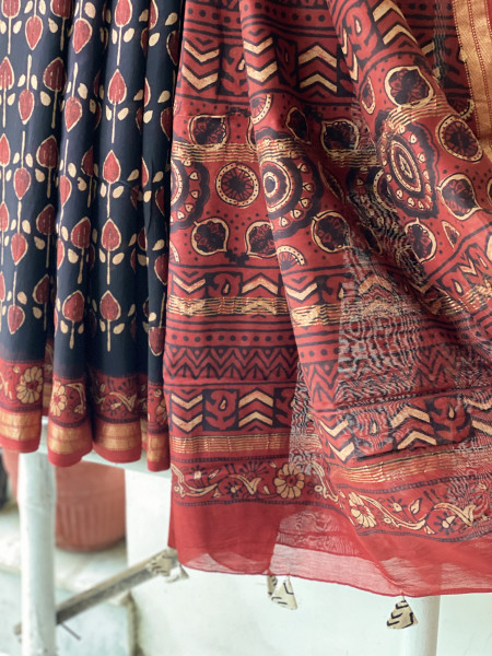 BLACK-MAROON HAND BLOCK PRINT CHANDERI SILK COTTON SARI