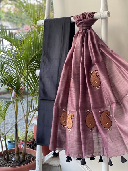 BLACK-SALMON MASHRU-KOSA SILK EMBROIDERED dupatta Set