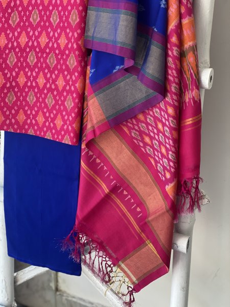 MAGENTA-BLUE WOVEN IKKAT PURE SILK dupatta Set