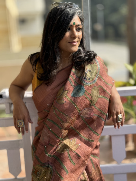 RUST PRINTED KANTHA EMBROIDERED GICHA TUSSAR SILK SARI