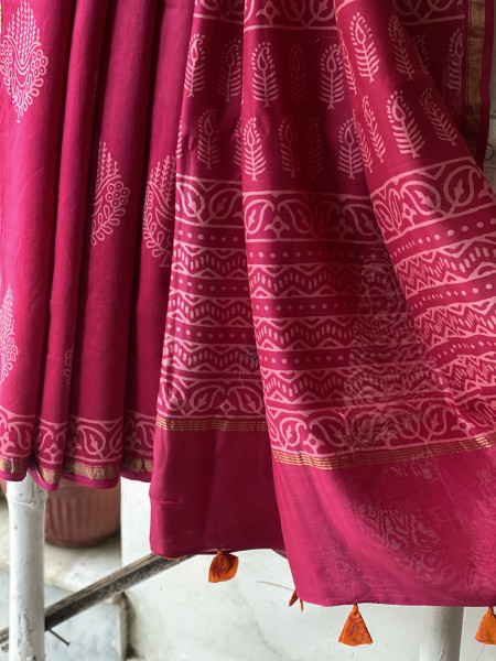 MAGENTA HAND BLOCK PRINT CHANDERI SILK COTTON SARI