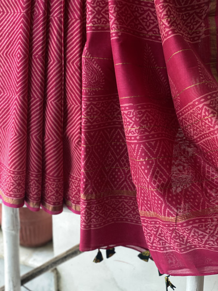 MAGENTA HAND BLOCK PRINT CHANDERI SILK COTTON SARI