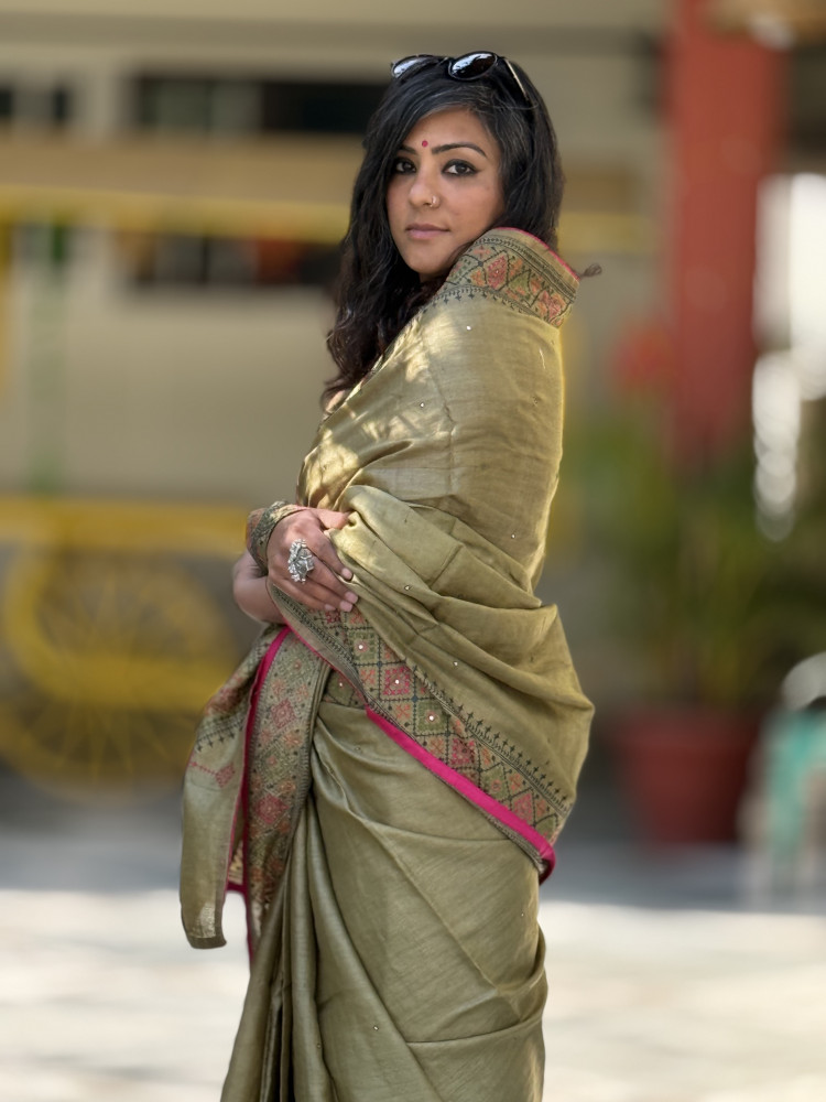 Image of MEHNDI GREEN TUSSAR SILK EMBROIDERED SARI