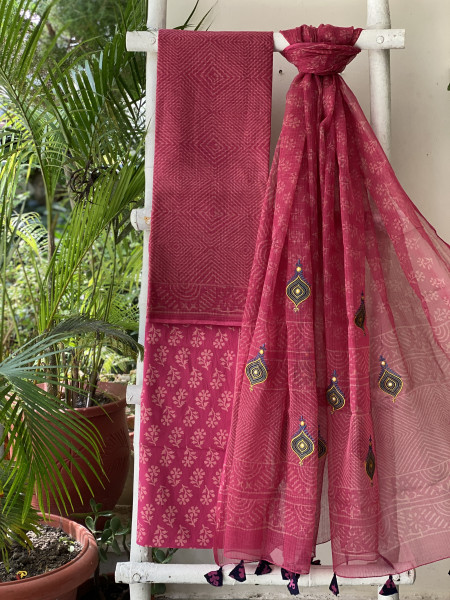 ROSE HAND BLOCK PRINT KOTA  EMBROIDERED DUPATTA SET