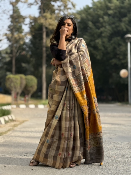 GREY-MUSTARD KORA-GICHA TUSSAR EMBROIDERED SILK SARI