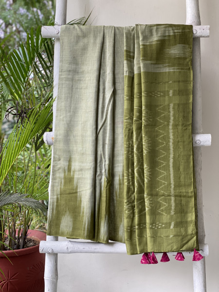 SHADED GREEN Cotton 'KARGIL KUMBHA' ikkat woven sari
