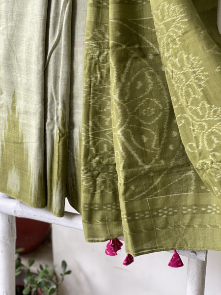 SHADED GREEN Cotton 'KARGIL KUMBHA' ikkat woven sari