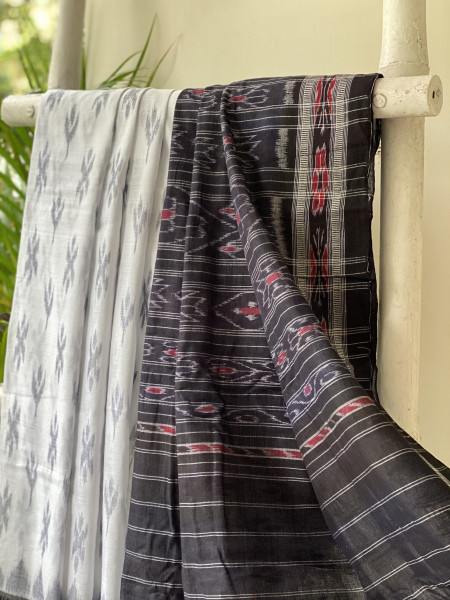 WHITE-BLACK  'MANIABANDHA' ikkat woven sari