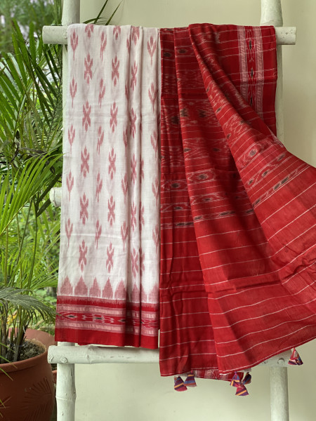 WHITE-RED  'MANIABANDHA' ikkat woven sari