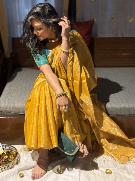 'VAIBHAVI' YELLOW ZARI WOVEN MAHESHWARI SILK  SARI