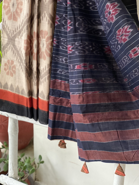 BEIGE-BLACK  'MANIABANDHA' ikkat woven sari