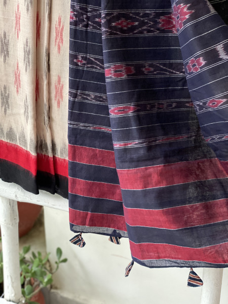 BEIGE-BLACK  'MANIABANDHA' ikkat woven sari