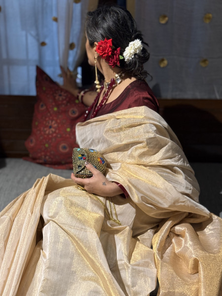 'MANJARI' IVORY ZARI WOVEN MAHESHWARI SILK  SARI