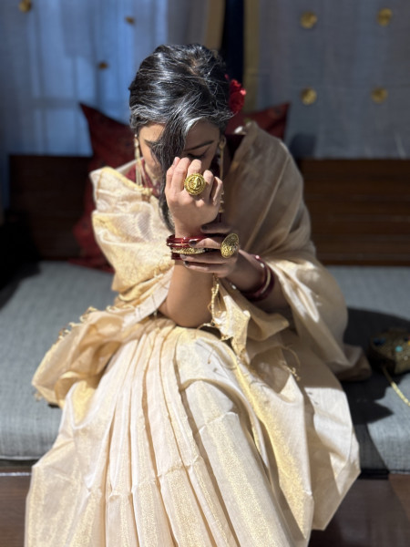 'MANJARI' IVORY ZARI WOVEN MAHESHWARI SILK  SARI