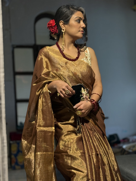 'DEVYANI' BRONZE ZARI WOVEN MAHESHWARI SILK  SARI