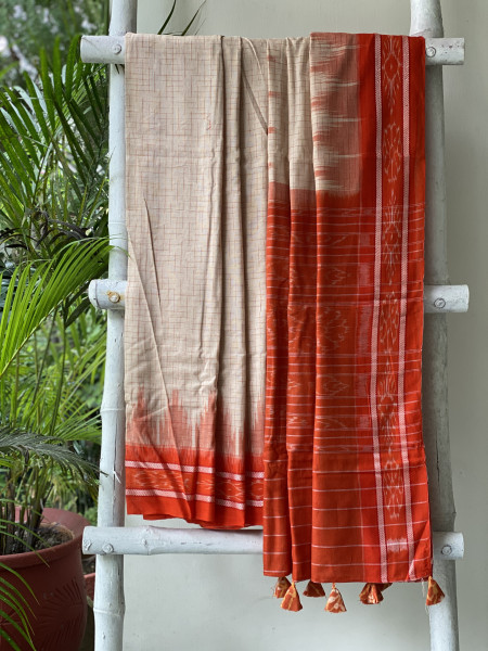 BEIGE-ORANGE cotton 'JHARNA' ODISHA ikkat woven sari