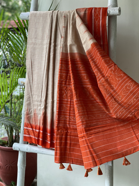 BEIGE-ORANGE cotton 'JHARNA' ODISHA ikkat woven sari