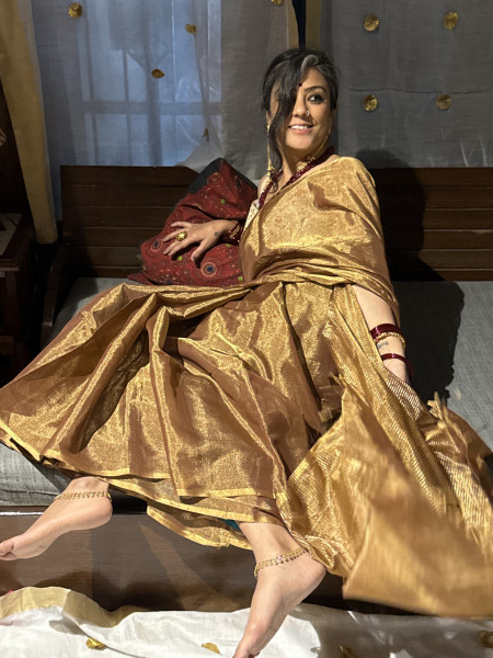 'DEVYANI' BRONZE ZARI WOVEN MAHESHWARI SILK  SARI