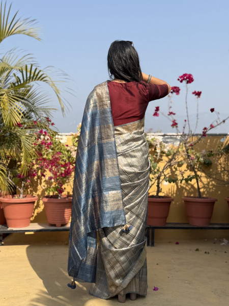 GREY-BLUE HAND WOVEN TUSSAR SILK SARI