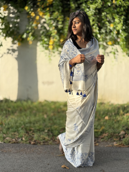 OFF WHITE-INDIGO MODAL SILK AJRAKH BLOCK PRINT SARI