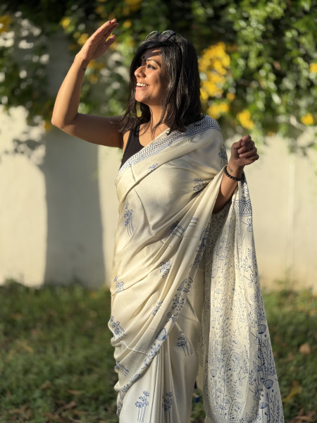 OFF WHITE-INDIGO MODAL SILK AJRAKH BLOCK PRINT SARI