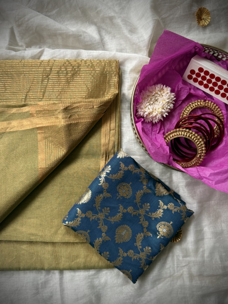 'PADMA' MEHNDI GREEN ZARI WOVEN MAHESHWARI SILK  SARI