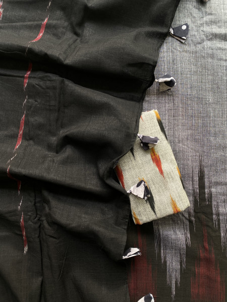 GREY-BLACK Cotton 'KARGIL KUMBHA' ikkat woven sari