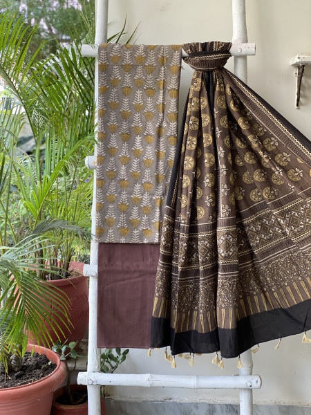 GREY-BROWN AJRAKH COTTON BLOCK PRINT DUPATTA SET