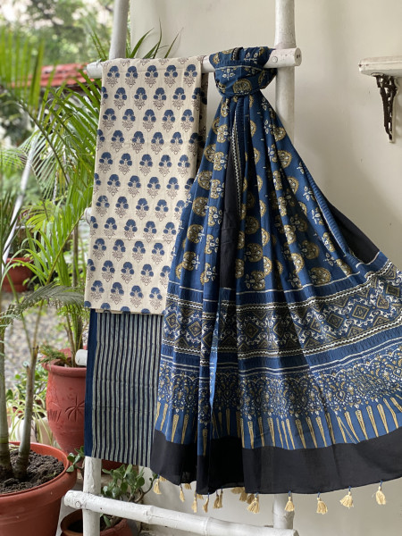 BEIGE-INDIGO AJRAKH COTTON BLOCK PRINT DUPATTA SET