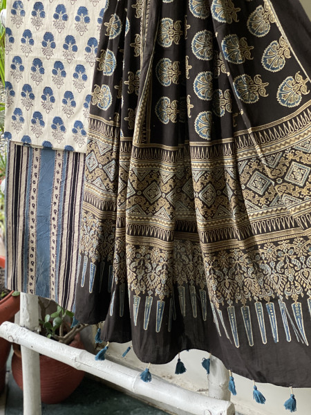 BEIGE-BLACK AJRAKH COTTON BLOCK PRINT DUPATTA SET