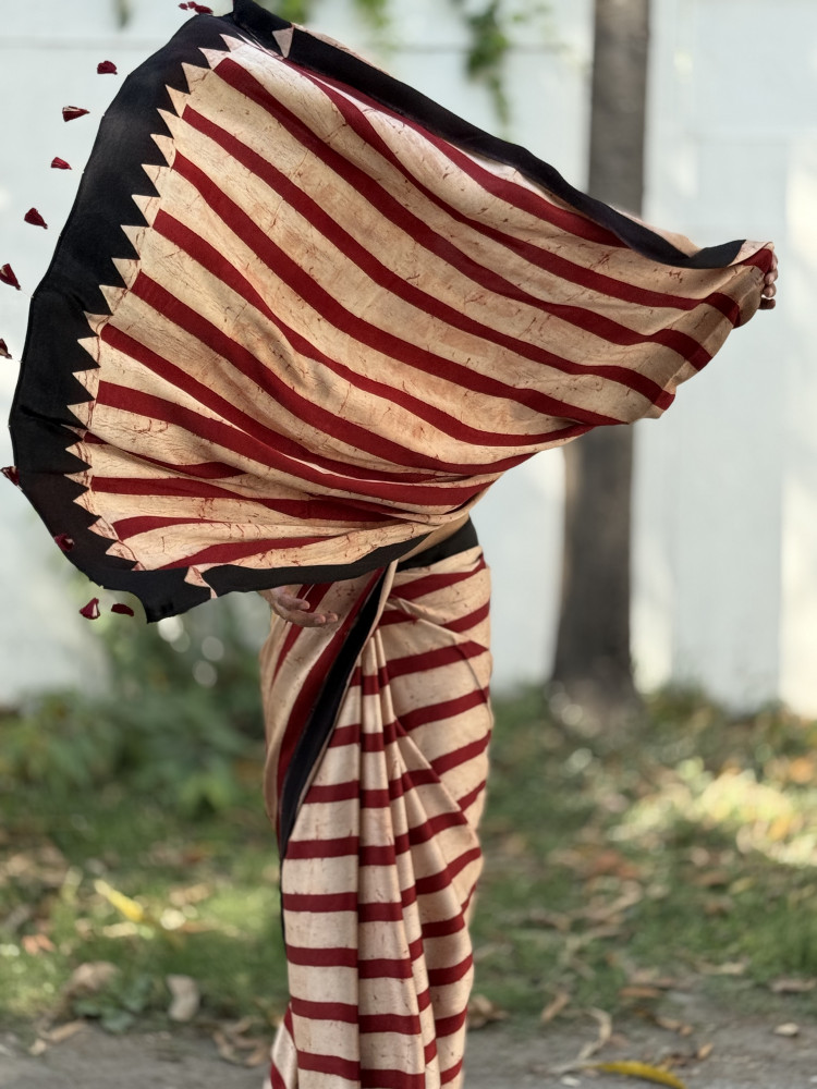 Image of RED-BEIGE MODAL SILK AJRAKH BLOCK PRINT SARI