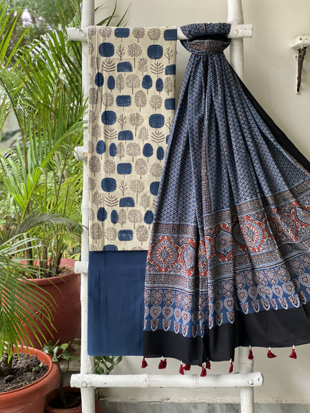 BEIGE-INDIGO AJRAKH COTTON BLOCK PRINT DUPATTA SET