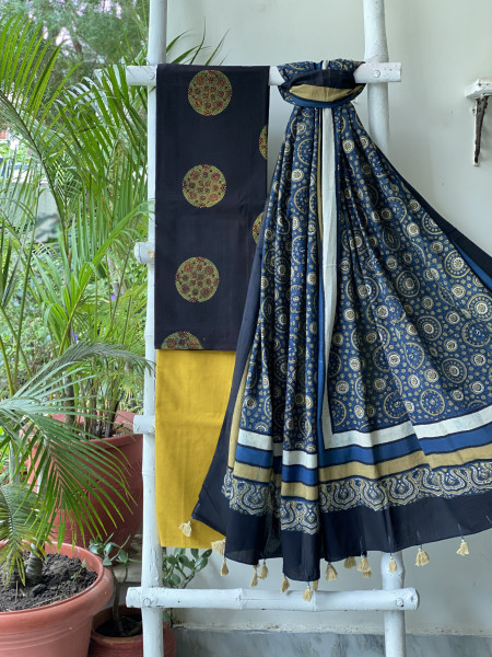 BLACK-INDIGO AJRAKH COTTON BLOCK PRINT DUPATTA SET