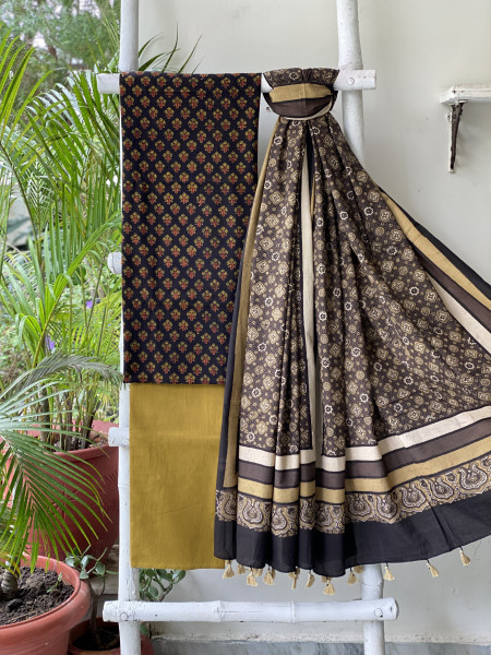 BLACK AJRAKH COTTON BLOCK PRINT DUPATTA SET