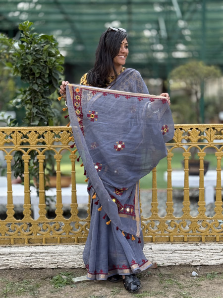 GREY  KOTA COTTON HAND EMBROIDERED SARI