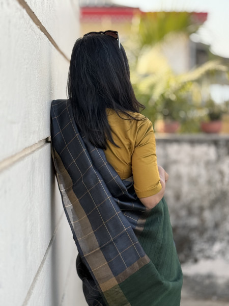 CHARCOAL-GREEN HAND WOVEN TUSSAR SILK SARI