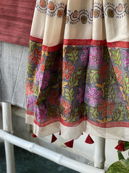 MAROON & GREY TUSSAR SILK KANTHA EMBROIDERED dupatta  SET