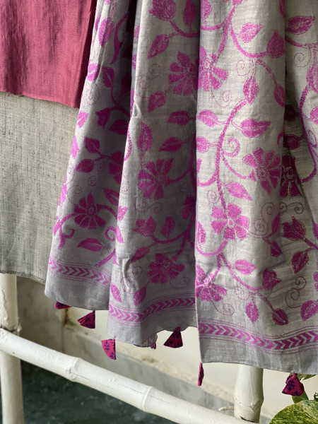 WINE & GREY TUSSAR SILK KANTHA EMBROIDERED dupatta  SET