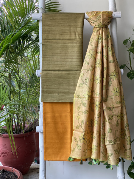 MEHNDI GREEN & YELLOW TUSSAR SILK KANTHA EMBROIDERED dupatta  SET