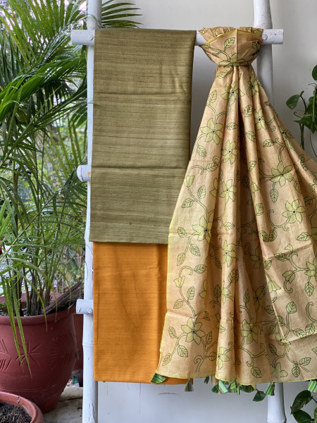 MEHNDI GREEN & YELLOW TUSSAR SILK KANTHA EMBROIDERED dupatta  SET