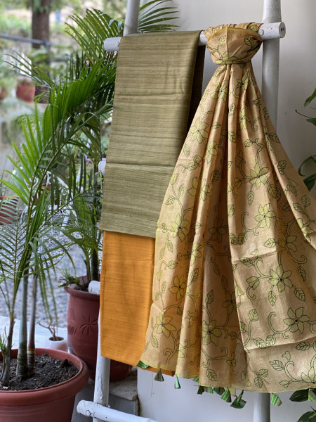 MEHNDI GREEN & YELLOW TUSSAR SILK KANTHA EMBROIDERED dupatta  SET