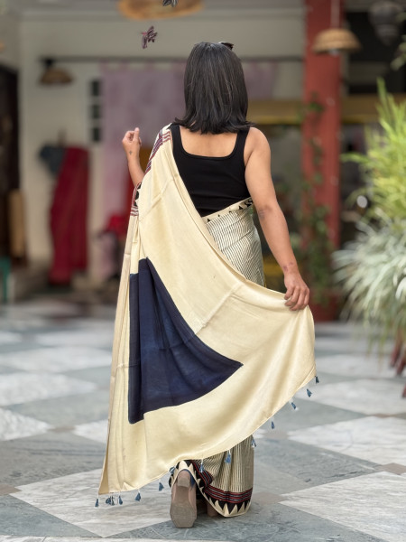OFF WHITE-INDIGO MODAL SILK AJRAKH BLOCK PRINT SARI