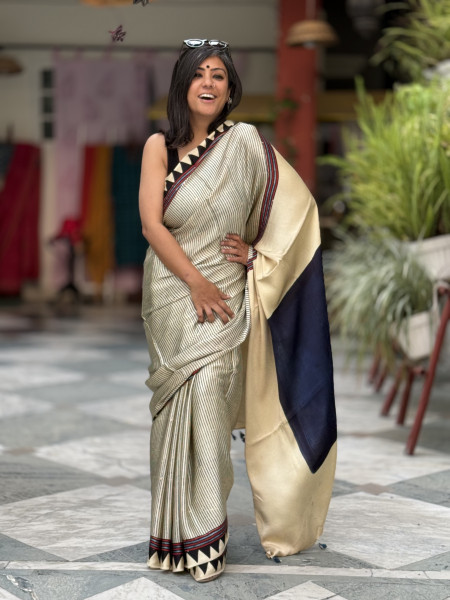 OFF WHITE-INDIGO MODAL SILK AJRAKH BLOCK PRINT SARI