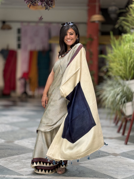 OFF WHITE-INDIGO MODAL SILK AJRAKH BLOCK PRINT SARI