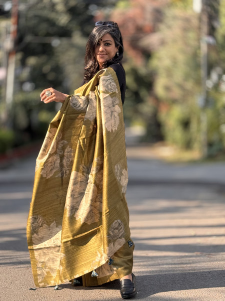 OLIVE FLORAL PRINT TUSSAR SILK SARI