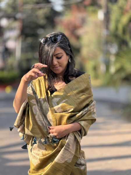 OLIVE FLORAL PRINT TUSSAR SILK SARI