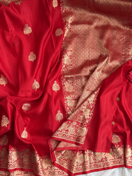 RED BANARASI HAND WOVEN PURE MASHRU SILK SARI