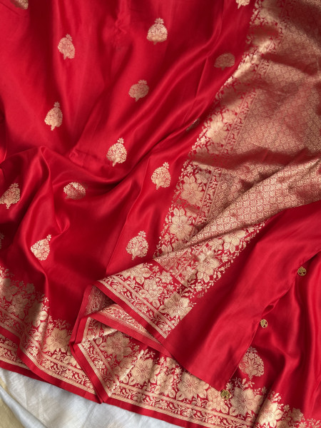 RED BANARASI HAND WOVEN PURE MASHRU SILK SARI